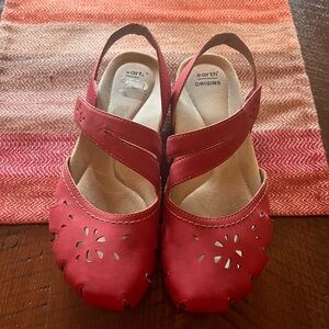 Earth Origins Red Sandals